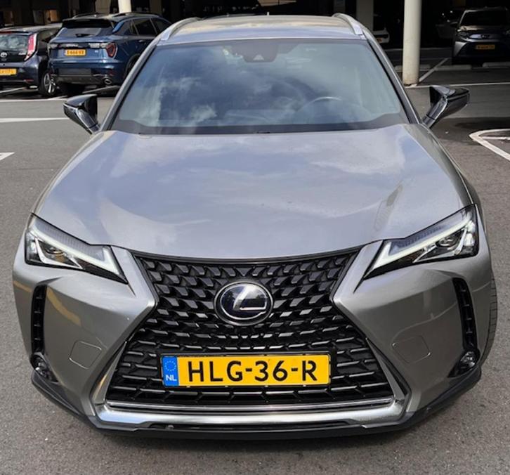 Lexus UX 250h business class Hybrid 2021 Grijs, Auto's, Lexus, Particulier, UX, Achteruitrijcamera, Adaptive Cruise Control, Airconditioning