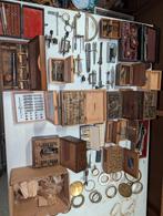 Horloge klokkenmaker gereedschap €250.  Een koop, Ophalen