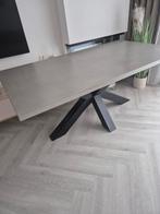 Beton Cire Moderne eettafel met stalen onderstel, Overige typen, Grijs, Ophalen of Verzenden, Zo goed als nieuw