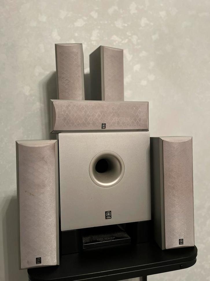 Yamaha 5.1 Surround Set - NS-C125 & YST-SW01, Audio, Tv en Foto, Luidsprekers, Gebruikt, Complete surroundset, Minder dan 60 watt