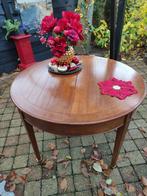 Notenhouten eettafel, Huis en Inrichting, Ophalen, Gebruikt, Rond, 100 tot 150 cm