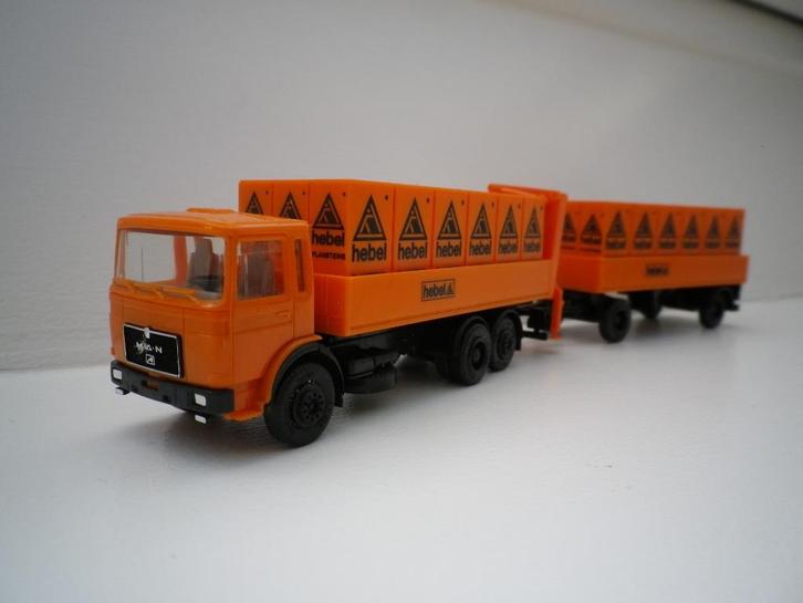 Herpa MAN F8 bouwcombi Hebel met kraan., Hobby en Vrije tijd, Modelauto's | 1:87, Zo goed als nieuw, Bus of Vrachtwagen, Herpa