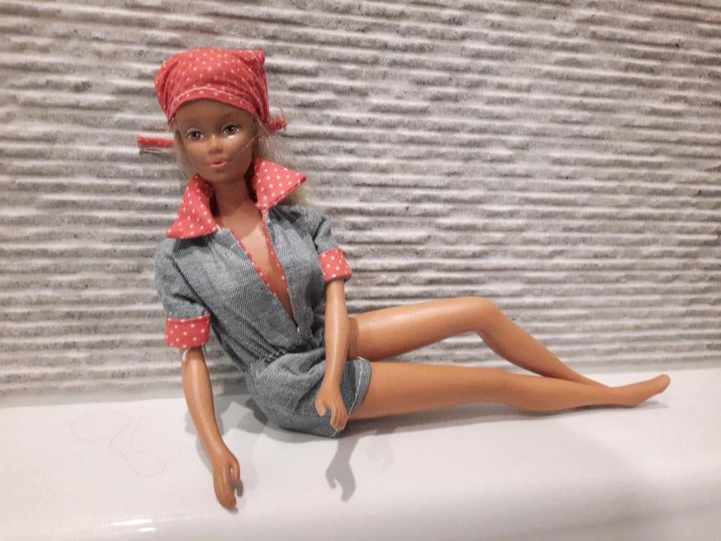 Super Linna Tomfu Nekmer barbie, Verzamelen, Ophalen of Verzenden