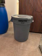 Brute ronde container, Ophalen