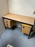 Vintage bureau, Huis en Inrichting, Bureaus, Ophalen, Zo goed als nieuw, Bureau