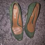 Zara suède pumps groen mt 38, Ophalen, Pumps, Zara, Zo goed als nieuw