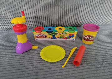 Play-Doh: snijmolen/pastamolen-deegroller-bordje-mes beschikbaar voor biedingen