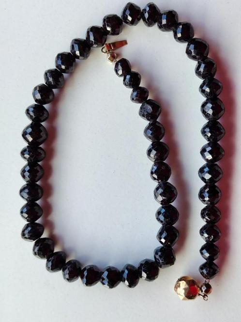 Antieke Granaten ketting met 14 karaat Gouden Bolslot, Sieraden, Tassen en Uiterlijk, Antieke sieraden, Ketting, Overige materialen