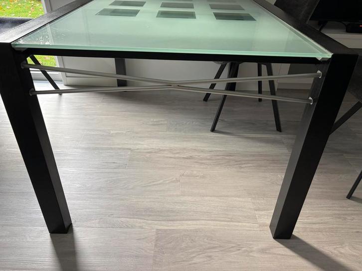 Ligne Roset Extensia Uitschuifbare Eettafel, Huis en Inrichting, Tafels | Eettafels, Overige houtsoorten, Glas, Metaal, Ophalen