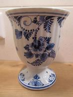 Porceleyne Fles kelkvaas op voet, Antiek en Kunst, Ophalen of Verzenden