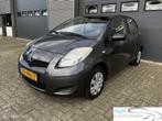 Toyota Yaris 1.0 VVTi Acces, Auto's, Toyota, Voorwielaandrijving, Euro 5, Stof, 750 kg