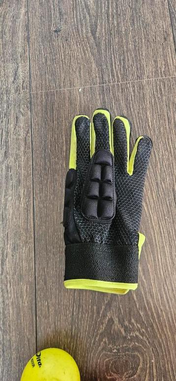 Zaalhockey handschoen links L/XL beschikbaar voor biedingen