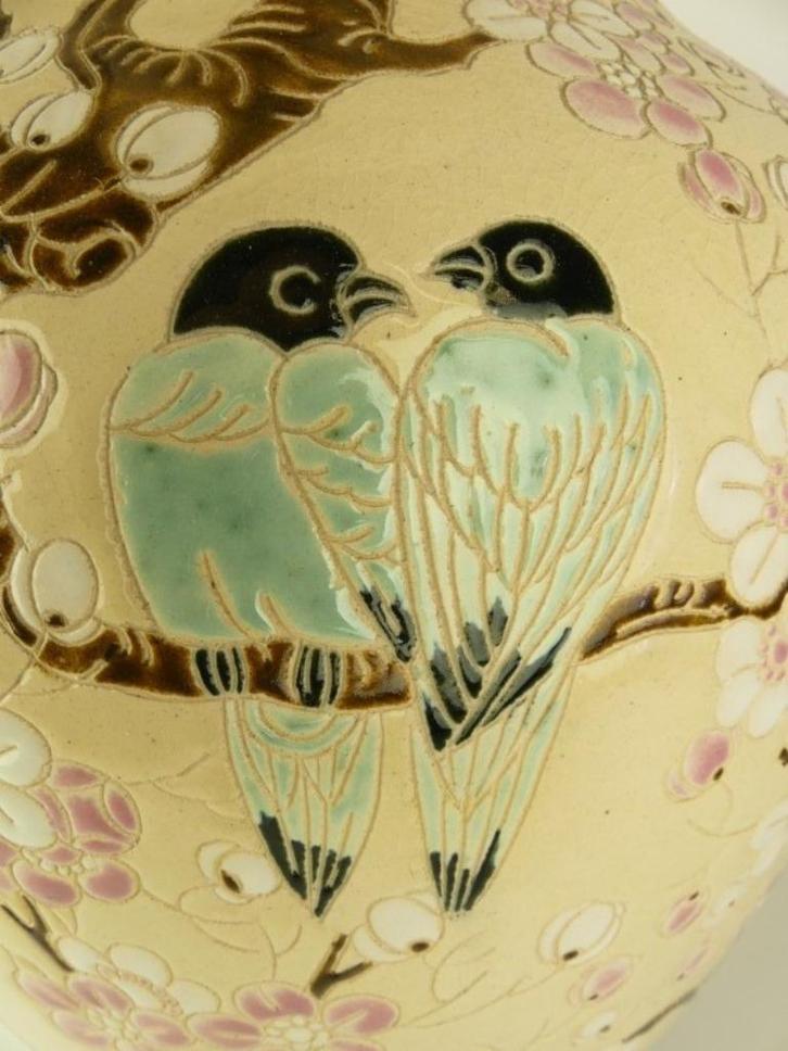 Grote, decoratieve keramische vaas, Huis en Inrichting, Woonaccessoires | Vazen, Zo goed als nieuw, Geel, 50 tot 75 cm, Aardewerk of Porselein