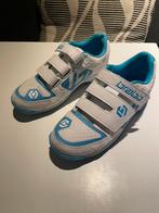 Kunstgras hockey/korfbal schoenen m34, Ophalen of Verzenden, Zo goed als nieuw, Schoenen