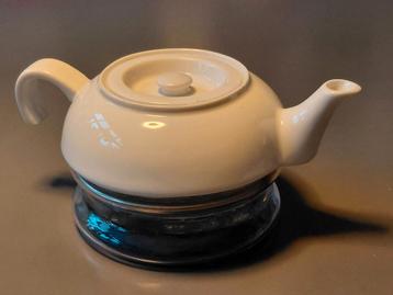 Theepotje, ontwerp Studio Droog-Richard Hutten. beschikbaar voor biedingen