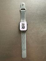 Apple Watch Series 7 zwart 45mm, Sieraden, Tassen en Uiterlijk, Smartwatches, Gebruikt, Apple Watch ⌚️, Zwart, IOS