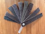 Bunch met staaltjes tapijt vloerbedekking bruin grijs, Huis en Inrichting, Stoffering | Tapijten en Kleden, Minder dan 50 cm, Bruin