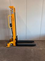 Stapelaar 300cm / handstapelaar / palletstapelaar / lifter, Doe-het-zelf en Verbouw, Palletwagens en Pompwagens, Ophalen, Gebruikt