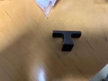 21 knopjes antiek bruin, NIEUW. Prijs per stuk beschikbaar voor biedingen