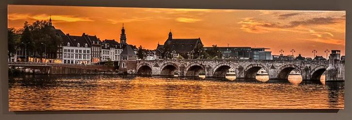 Canvas “St. Servaos Brögk - Sint Servaas brug, Maastricht’, Huis en Inrichting, Woonaccessoires | Schilderijen, Tekeningen en Foto's