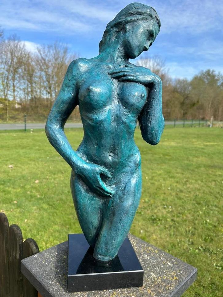 Elegant blauw bronzen beeld van een naakte vrouw, Antiek en Kunst, Antiek | Koper en Brons, Brons, Ophalen of Verzenden