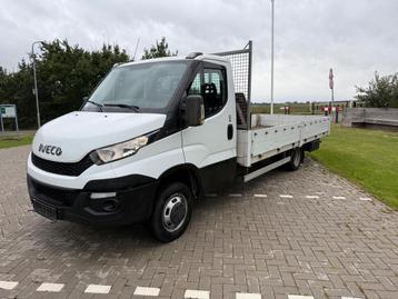 Iveco Daily chassis cabine oprijwagen open laadbak luchtveri beschikbaar voor biedingen