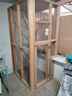Te koop voliere kooi voor in de hoek, Dieren en Toebehoren, Ophalen of Verzenden, Zo goed als nieuw, Metaal, Volière