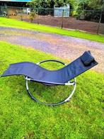 Relaxstoel / Ligstoel met kussen, schommelstoel outdoor, Ophalen, Zo goed als nieuw, Textileen