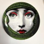 Bord met afbeelding van Lina Cavalieri met helm/groen, Antiek en Kunst, Ophalen of Verzenden