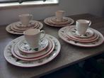 Wedgwood Windsor Christmas 4-persoons kerstservies compleet, Huis en Inrichting, Keuken | Servies, Ophalen, Zo goed als nieuw