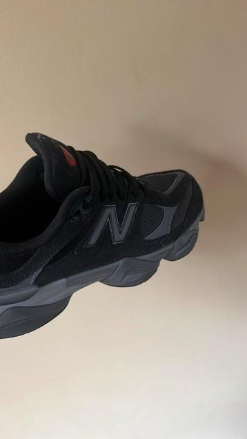 New balance 9060 zwart grijs beschikbaar voor biedingen