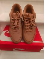 Nike Air Max / New Balance 530 /Zara, Kleding | Heren, Schoenen, Ophalen of Verzenden, Nieuw, Overige kleuren