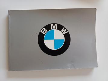BMW Historia boek 1981 beschikbaar voor biedingen