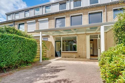Spacious townhouse in Bilthoven. Very central location, Huizen en Kamers, Expat Rentals, Tussenwoning, A