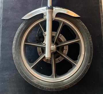 Kawasaki KZ550/KZ750 voorwiel compleet beschikbaar voor biedingen