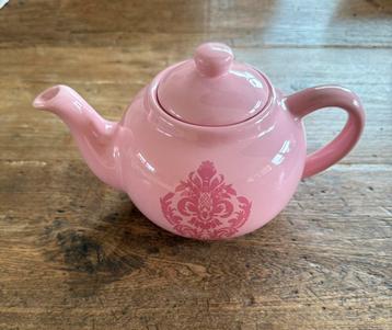 Roze theepot beschikbaar voor biedingen