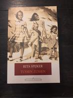 R.ita Spijker - Tussen Zussen, R.ita Spijker, Ophalen of Verzenden, Zo goed als nieuw, Nederland