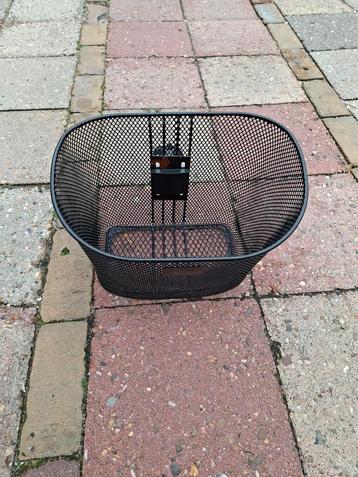 Leuk fietsmandje – inclusief bevestigingsmateriaal!  beschikbaar voor biedingen