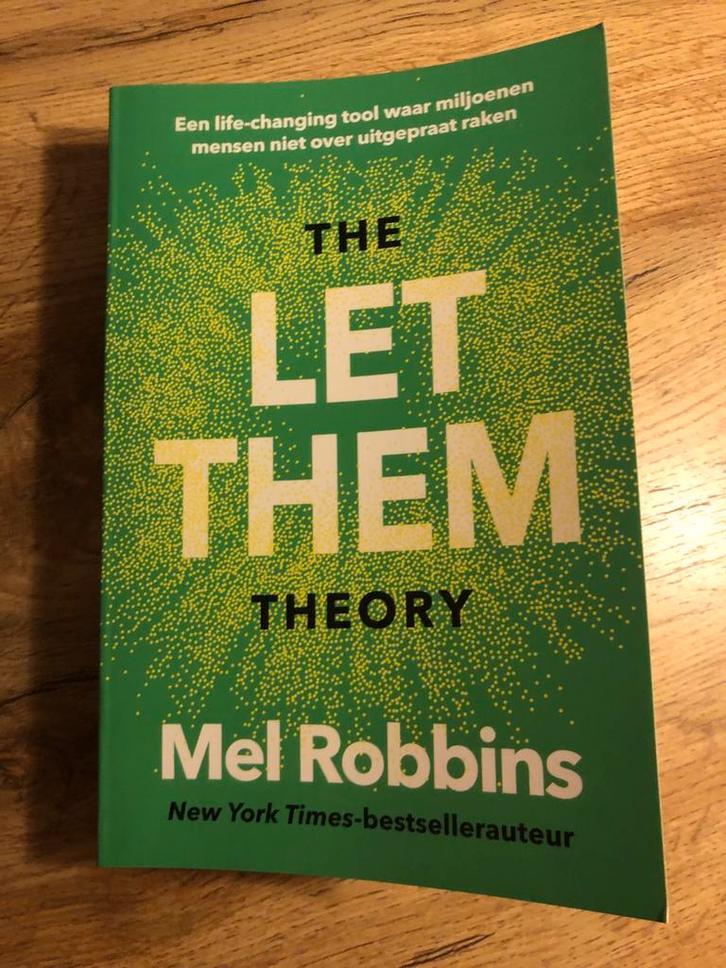 Boek: The Let Them Theory - Mel Robbins, Boeken, Advies, Hulp en Training, Zo goed als nieuw, Ophalen of Verzenden