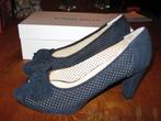 Cinzia Valle confort blauwe suede pumps maat 39 zgan, Pumps, Blauw, Ophalen of Verzenden, Zo goed als nieuw