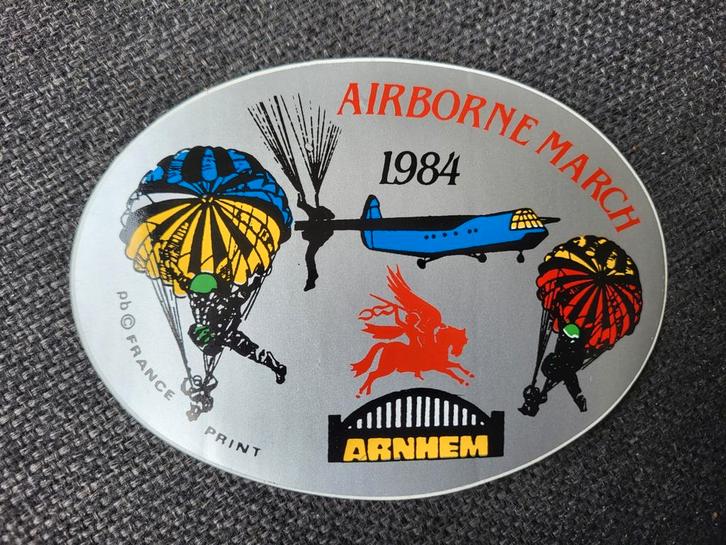 Sticker Airborne March 1984, Verzamelen, Militaria | Tweede Wereldoorlog, Luchtmacht, Embleem of Badge, Amerika, Ophalen of Verzenden