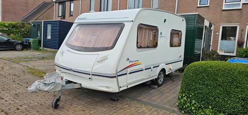Swift Toscane 410/1 caravan met Mover voortent  en luifel, Caravans en Kamperen, Caravans, Particulier, tot en met 4, 750 - 1000 kg