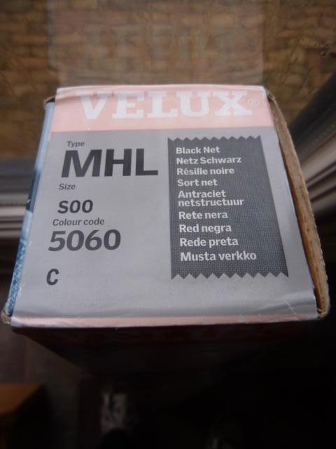 Nieuwe Velux buitenzonweringen / MHL voor de S-serie., Huis en Inrichting, Stoffering | Gordijnen en Lamellen, Nieuw, Minder dan 100 cm