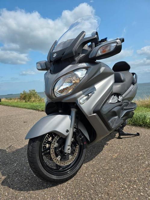 SUZUKI BURGMAN AN650Z Executive 2014, Motoren, Motoren | Suzuki, Particulier, Scooter, meer dan 35 kW, 2 cilinders, Motorrijbewijs A