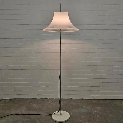 Vintage vloerlamp lamp schemerlamp, Huis en Inrichting, Lampen | Vloerlampen, Gebruikt, 150 tot 200 cm, Ophalen