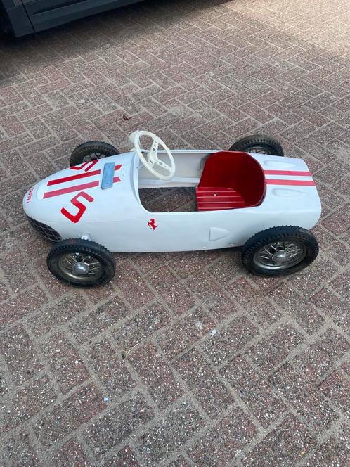 Vintage Ferrari Trapauto - Speelgoed Klassieker #5, Antiek en Kunst, Antiek | Speelgoed, Ophalen of Verzenden