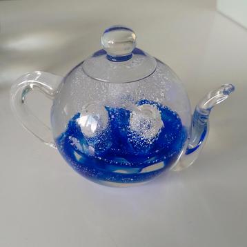  Press papier glazen theepotje  beschikbaar voor biedingen