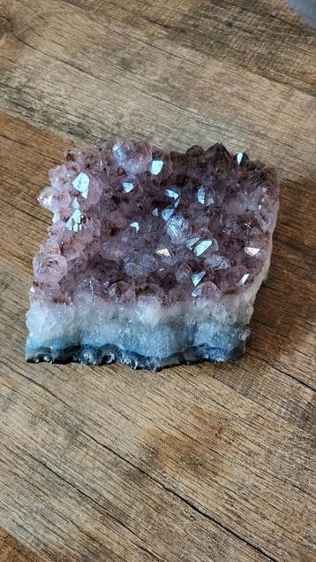Prachtige ruwe amethistgeode – uit Brazilië beschikbaar voor biedingen