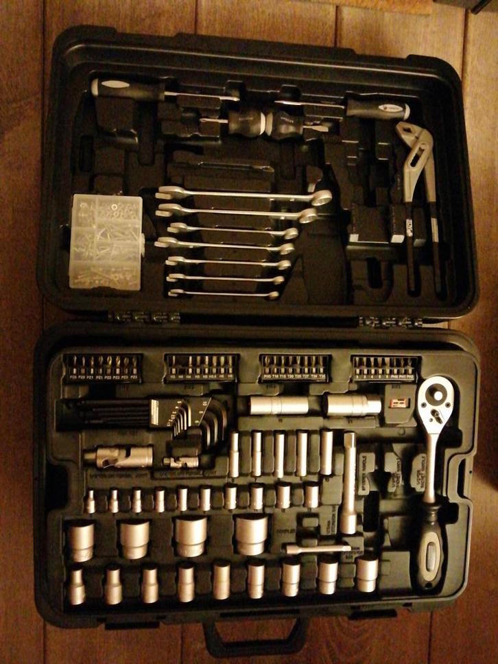 Bruder Mannesmann Gereedschapskoffer - 122-delig, Doe-het-zelf en Verbouw, Gereedschap | Handgereedschap, Gebruikt, Ophalen of Verzenden