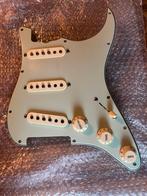 Fender CS '60 Strat Relic Pickguard 30th Anniversary, Muziek en Instrumenten, Ophalen, Zo goed als nieuw, Elektrische gitaar